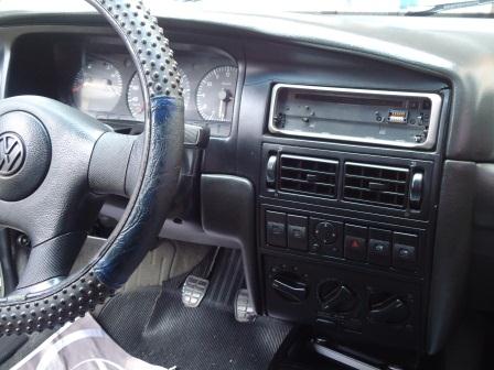 Volkswagen Santana 1.8 completo