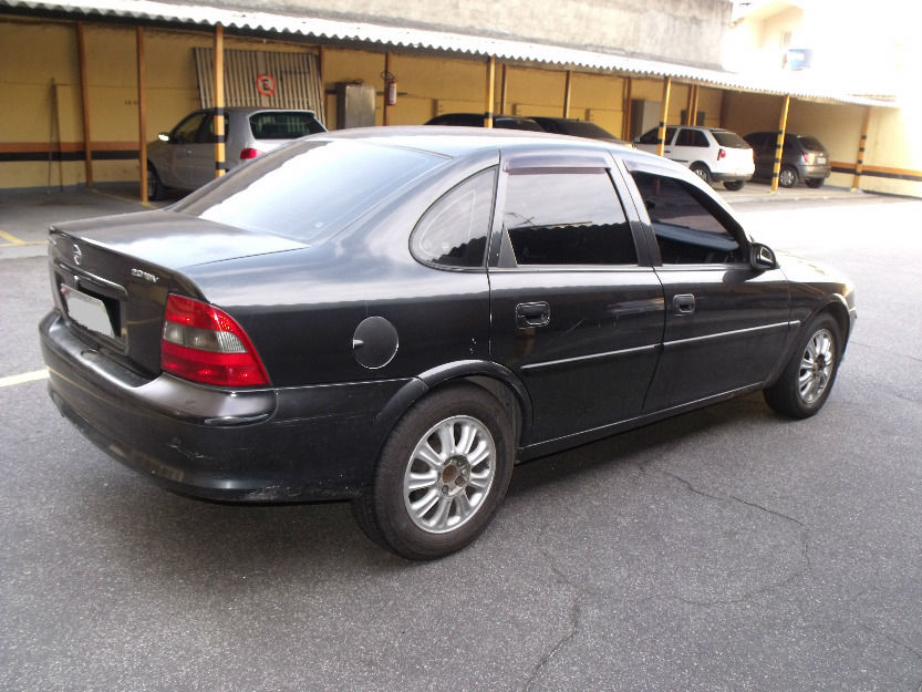 1359740470_469641365_2-Vectra-CD-20-9797-4-portas-GNV-Comp-Bordo-Ar-Alarme-Vidros-e-Trava-Volta-Redonda