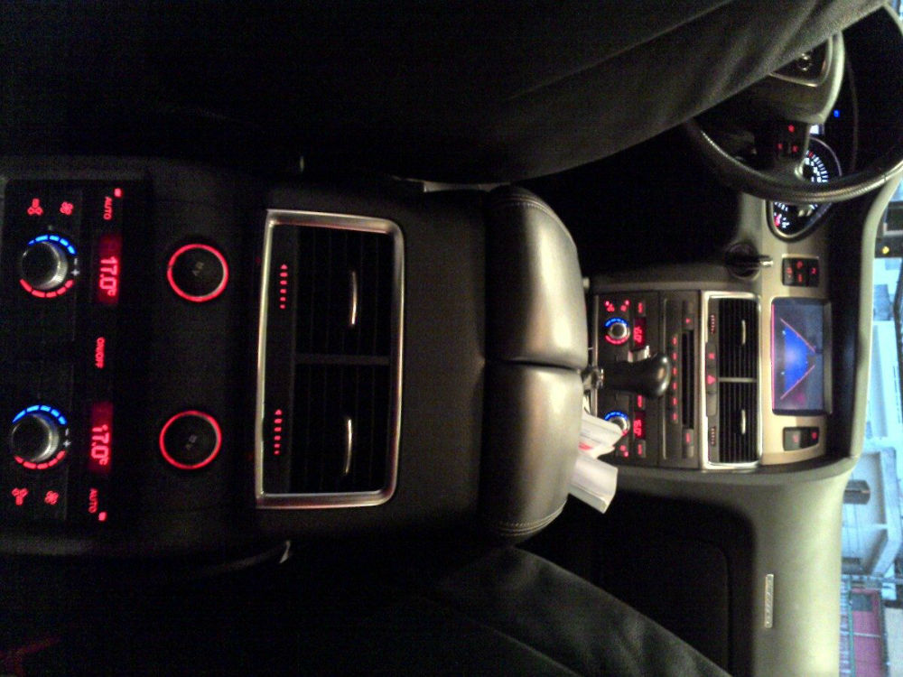 audi-q7-42-v-8_MLB-F-3955531884_032013