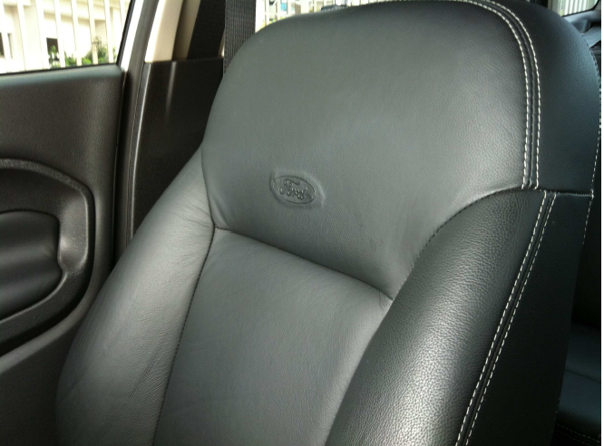 Interior (4)