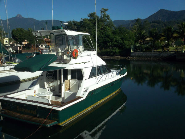 Mares 40 (01)