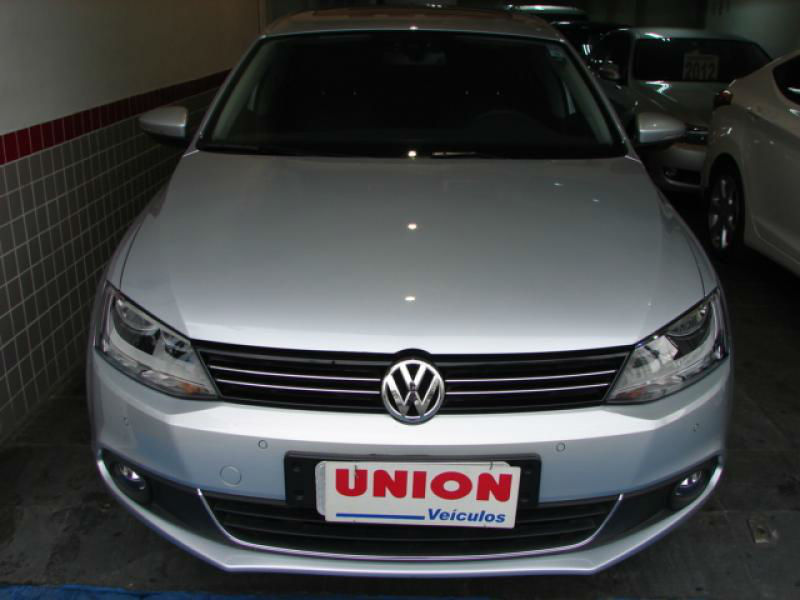 jetta preta