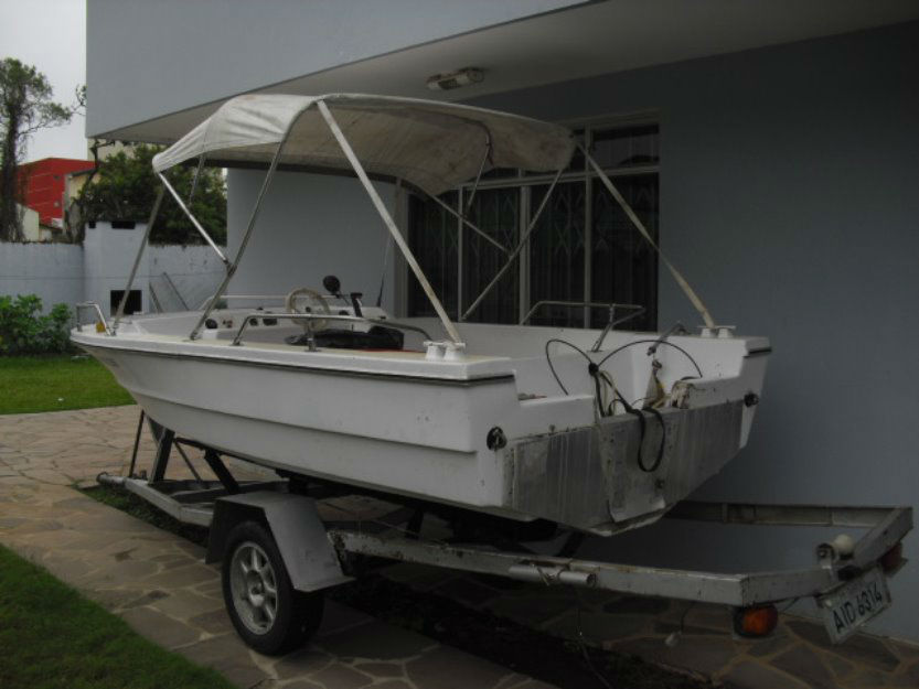 1363353664_491990817_1-Lancha-15-pes-ano-96-com-carretinha-centro