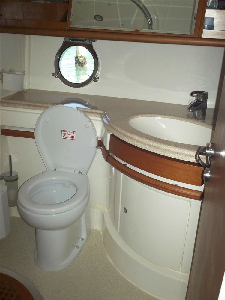 Intermarine AZ 600 (05)