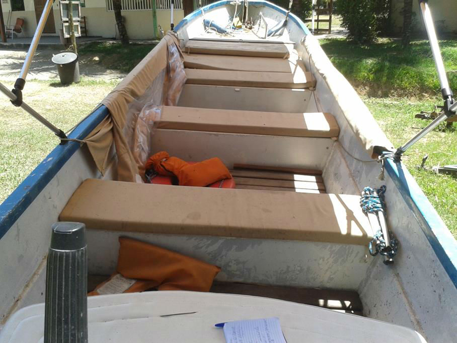 Bote 7 mts. (02)