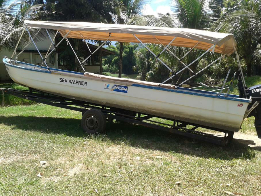 Bote 7 mts. (04)