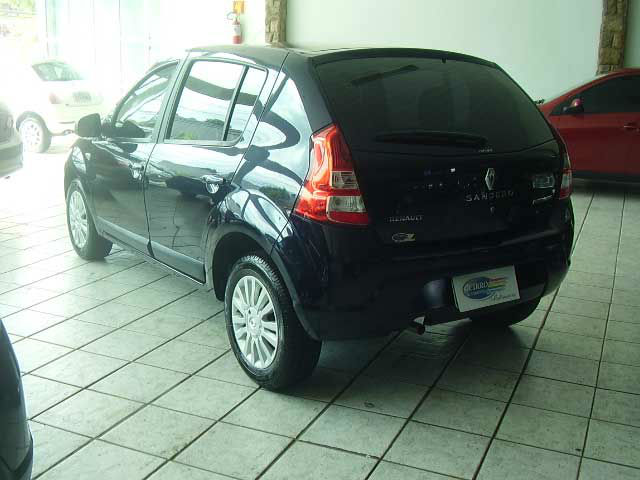 sandero5446_4