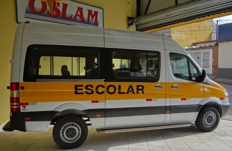 mercedes-benz-sprinter-415-longa-escolar-0km-202301-MLB20289623914_042015-F
