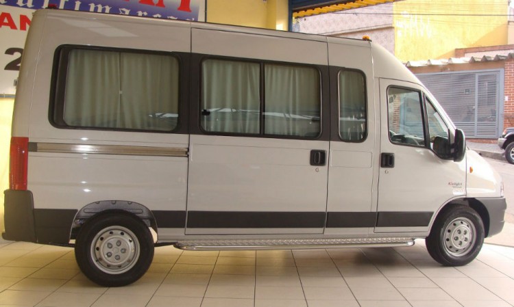 van-ducato-multi-executiva-16-lugares-0km-21232-MLB20206016436_122014-F