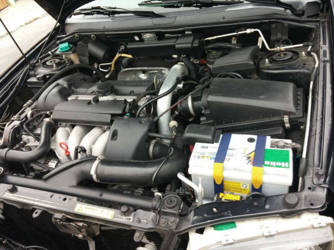 volvo-v40-t4-200-hp-259601-MLB20374921998_082015-F