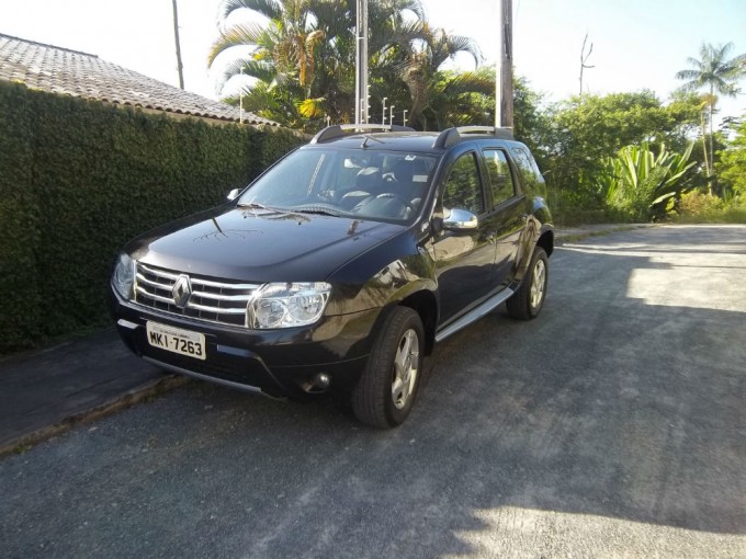 CARRO DUSTER FOTO 1