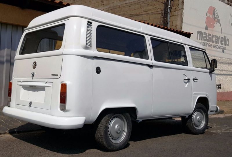Volkswagen Kombi 1.4 Flex 3P manual - 2008