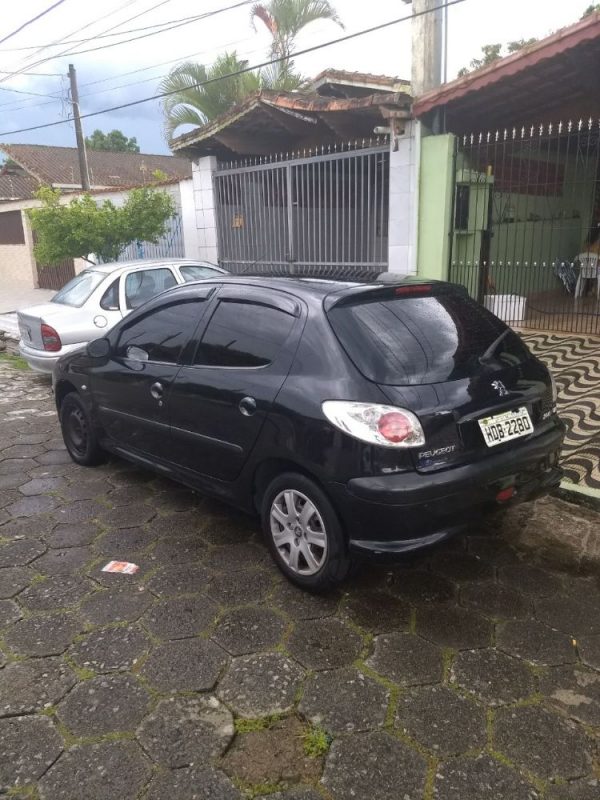 Traseira esquerda