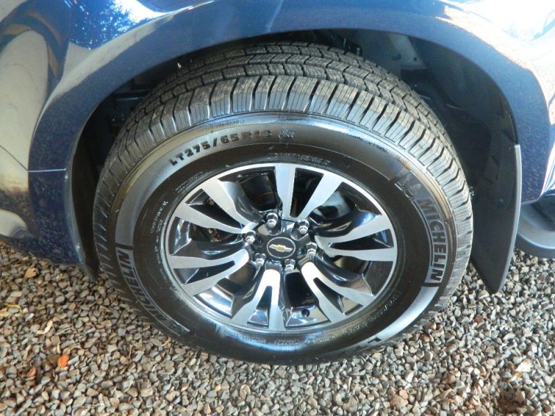 s10 005