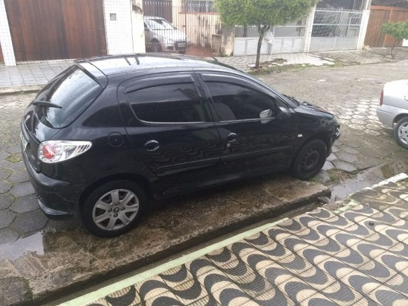 Lateral