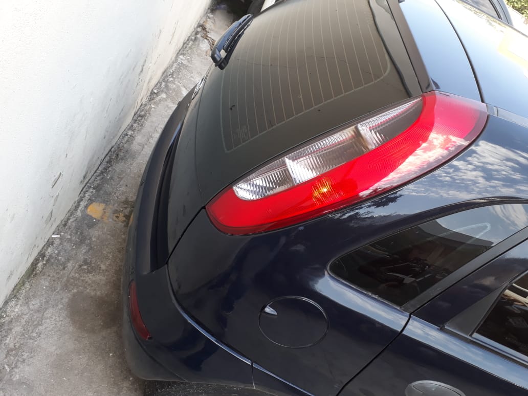 CORSA - Traseira Direita - Carona