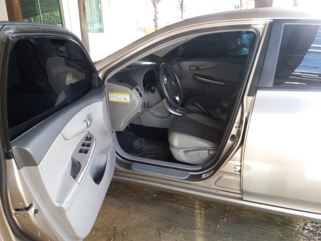 corolla 2011 (9)