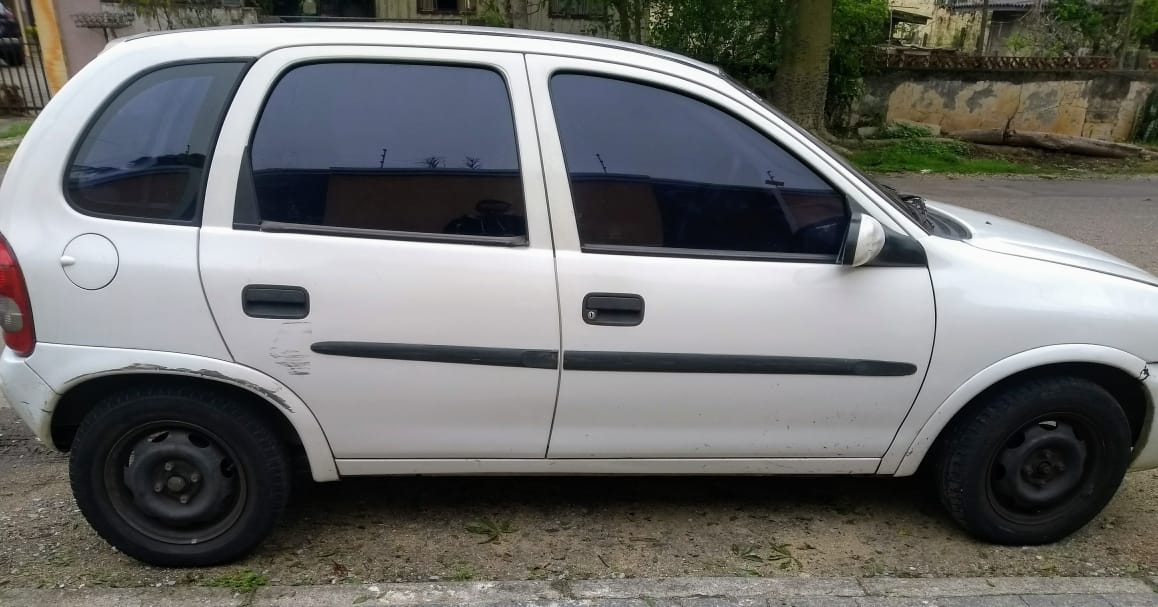 LATERAL CORSA 2