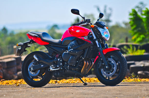 xj6 vermelha