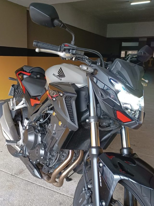 Honda CB 500F 2021 Seminova – Linda e Novíssima!